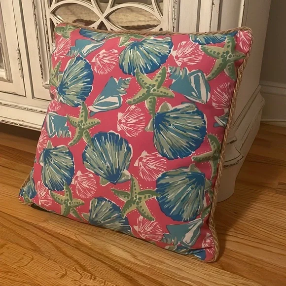 Cynthia Rowley seashell pillow - Picture 2 of 5